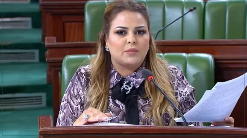 النائبة سيرين مرابط تطلب توضيحات حول تفاقم هجرة الآفارقة
